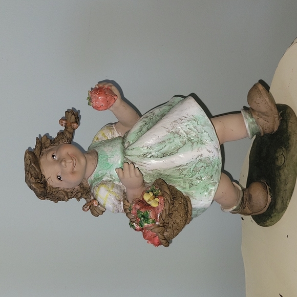 Figurines - Picture 4 of 8